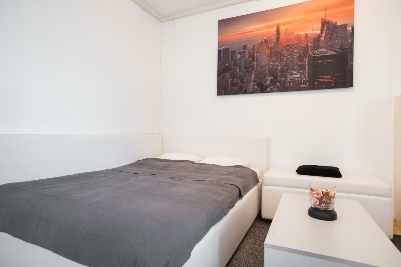 Cozy & Modern Studio With Balcony Zagreb Luaran gambar