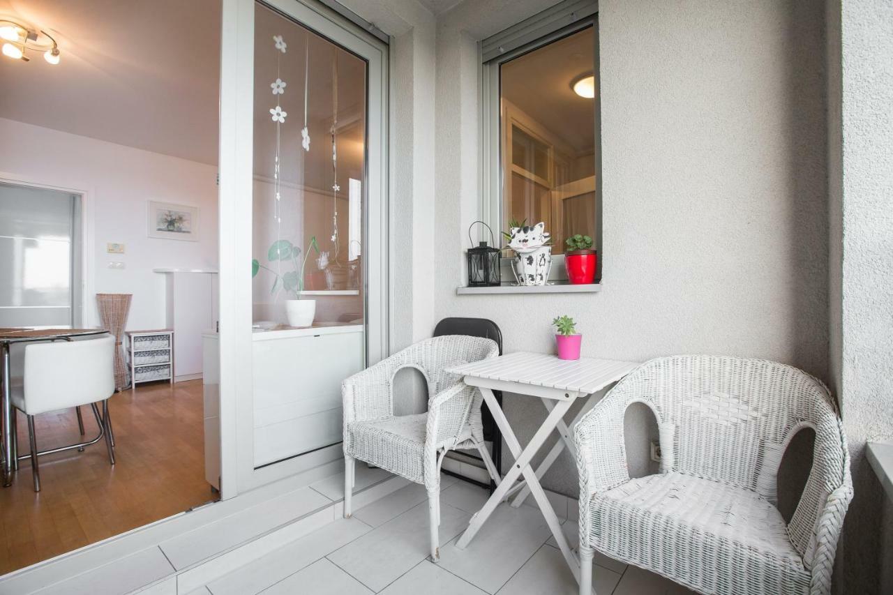 Cozy & Modern Studio With Balcony Zagreb Luaran gambar