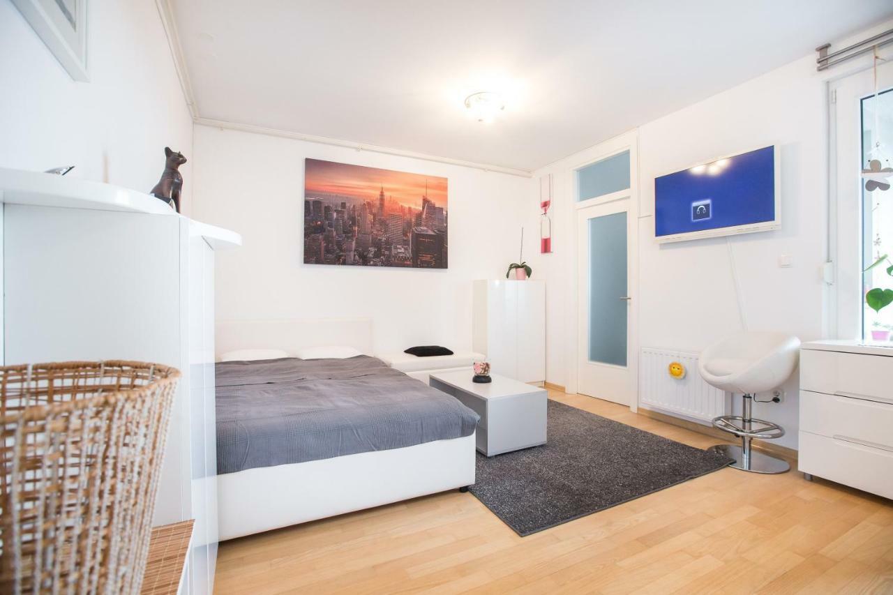 Cozy & Modern Studio With Balcony Zagreb Luaran gambar