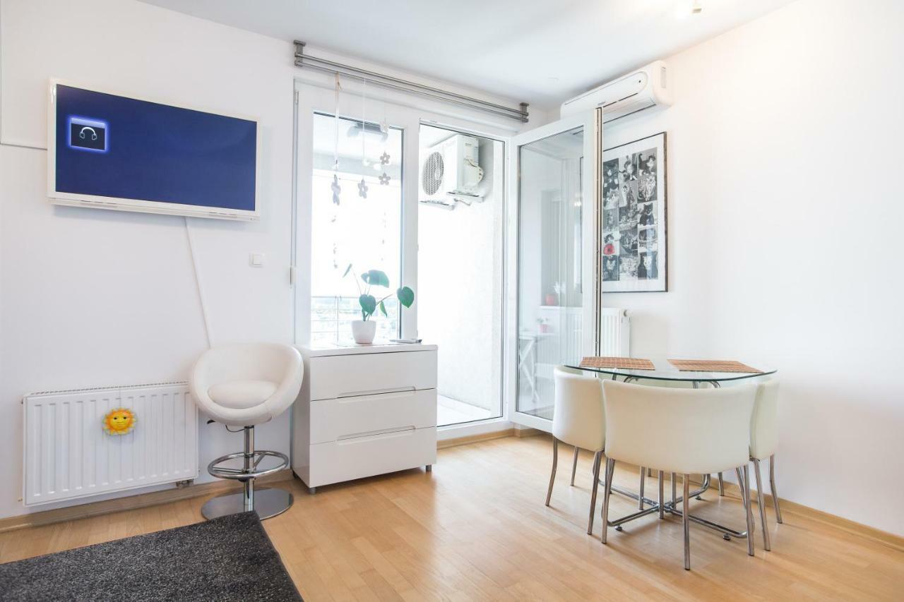 Cozy & Modern Studio With Balcony Zagreb Luaran gambar